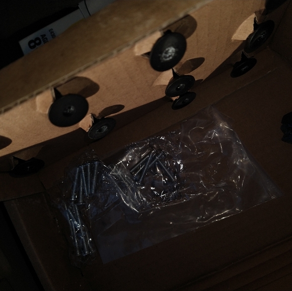 Cabinet knobs - Picture 2 of 4